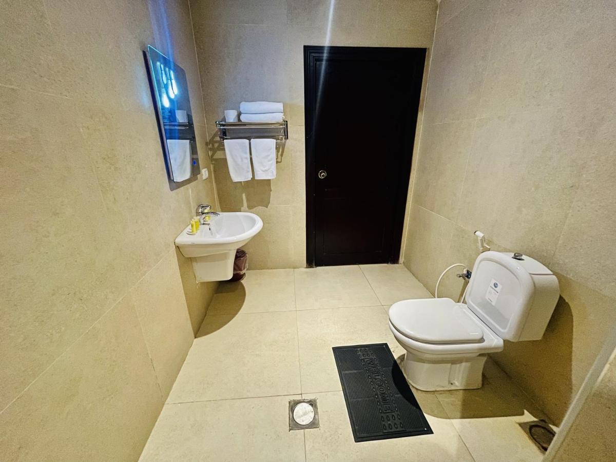 Al Joude Hotel Ирбид Экстерьер фото